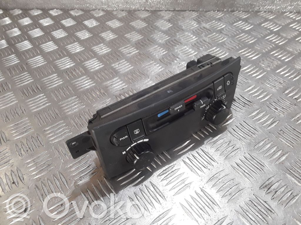 Climate control unit   05005460AB