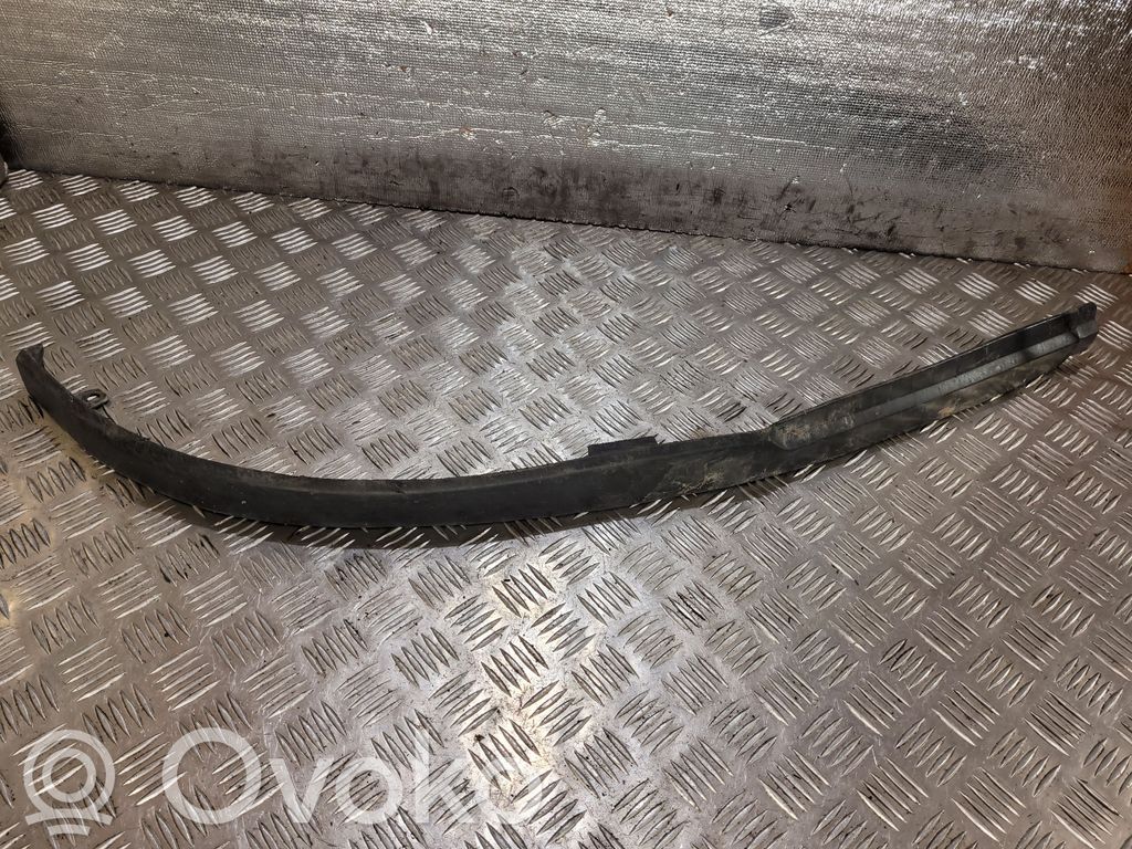 Opel Astra H Borde del parachoques delantero 