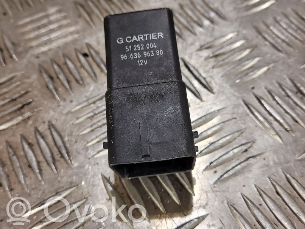 Citroen C4 I Picasso Glow plug pre-heat relay 