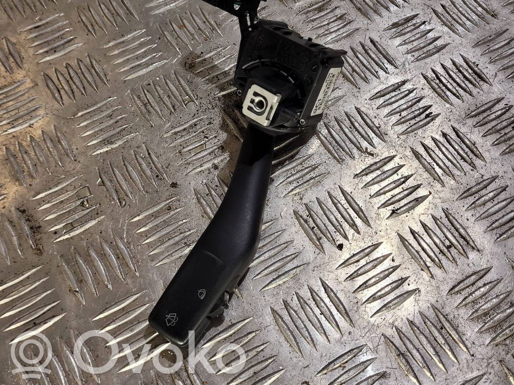 Volkswagen Jetta V Wiper control stalk 