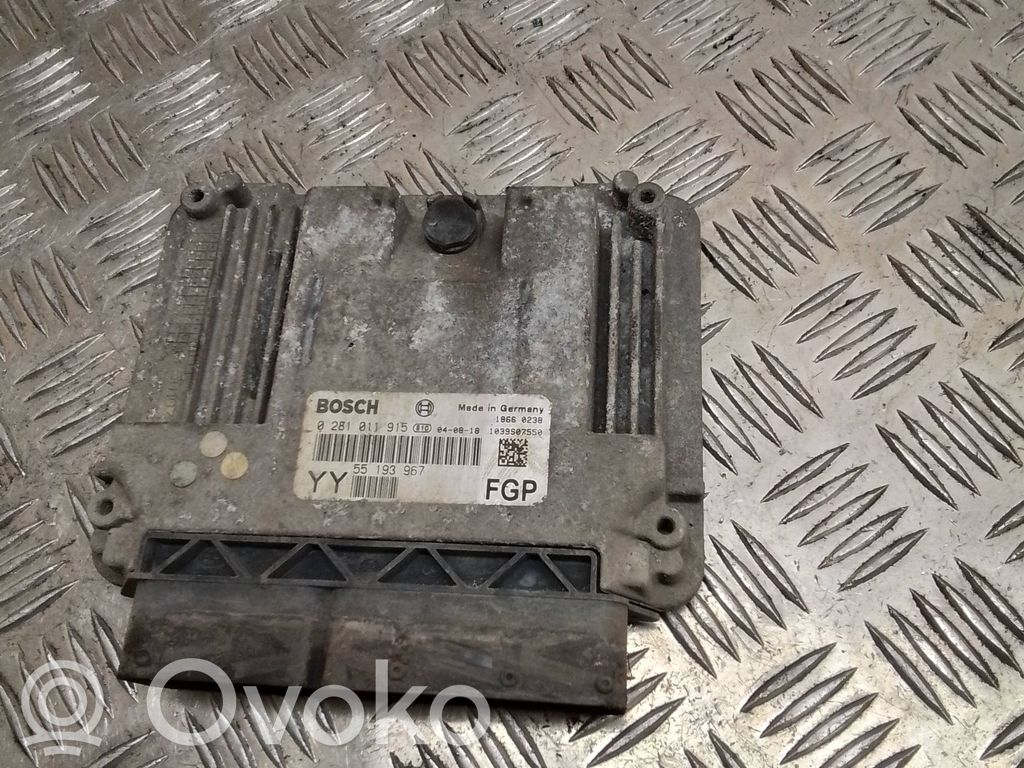 Opel Vectra C Engine control unit/module 