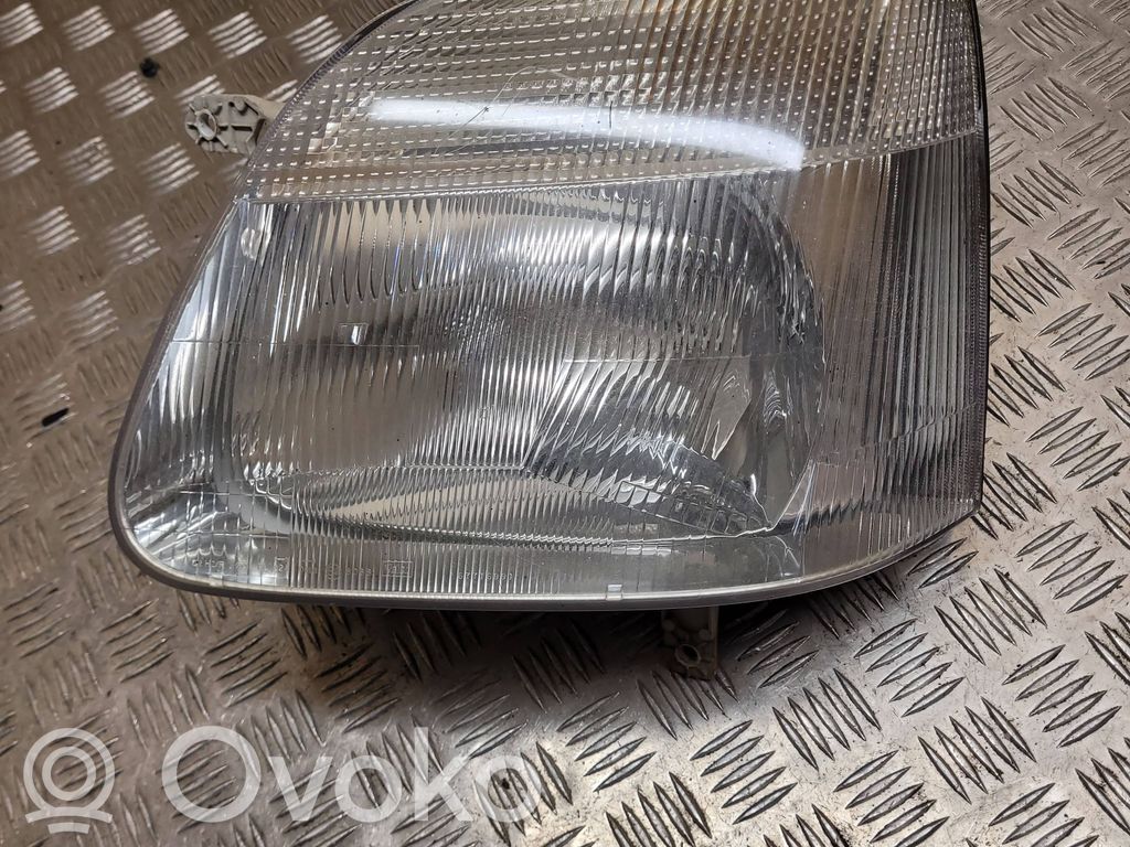 Lampa przednia   3530083E00,09204189,67719101
