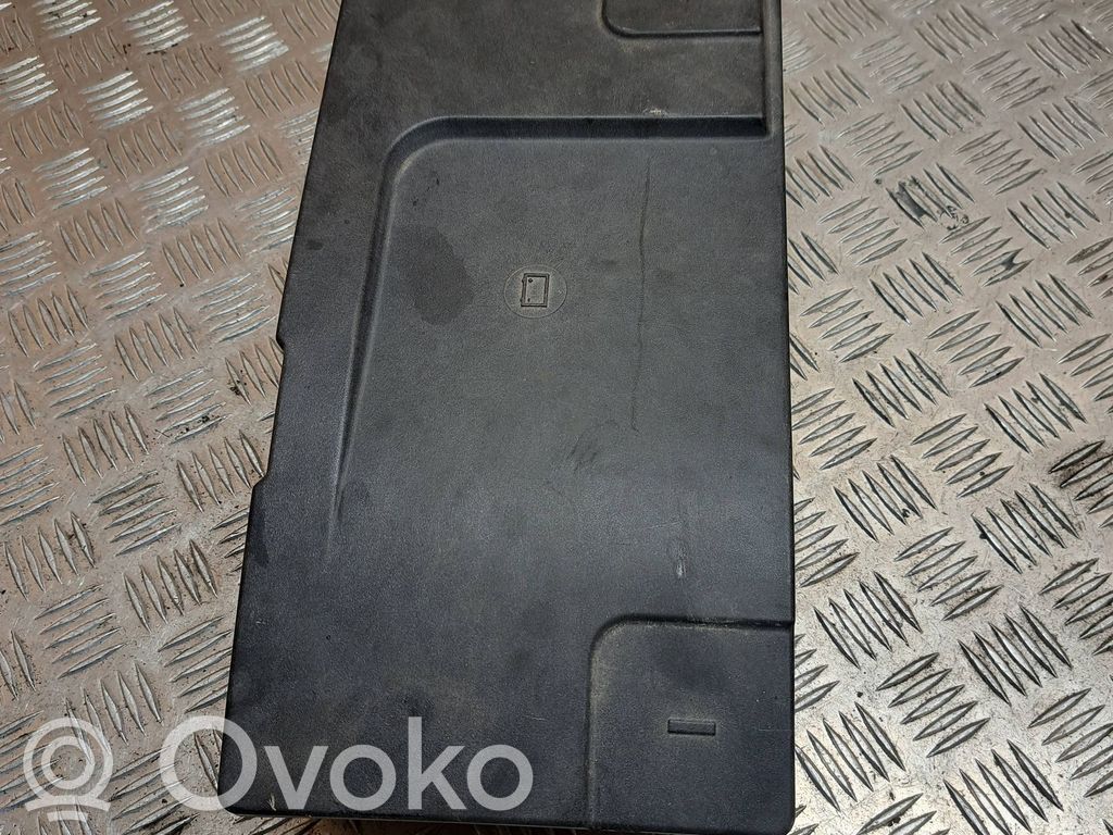 Opel Insignia A Akumulatora kastes vāks 