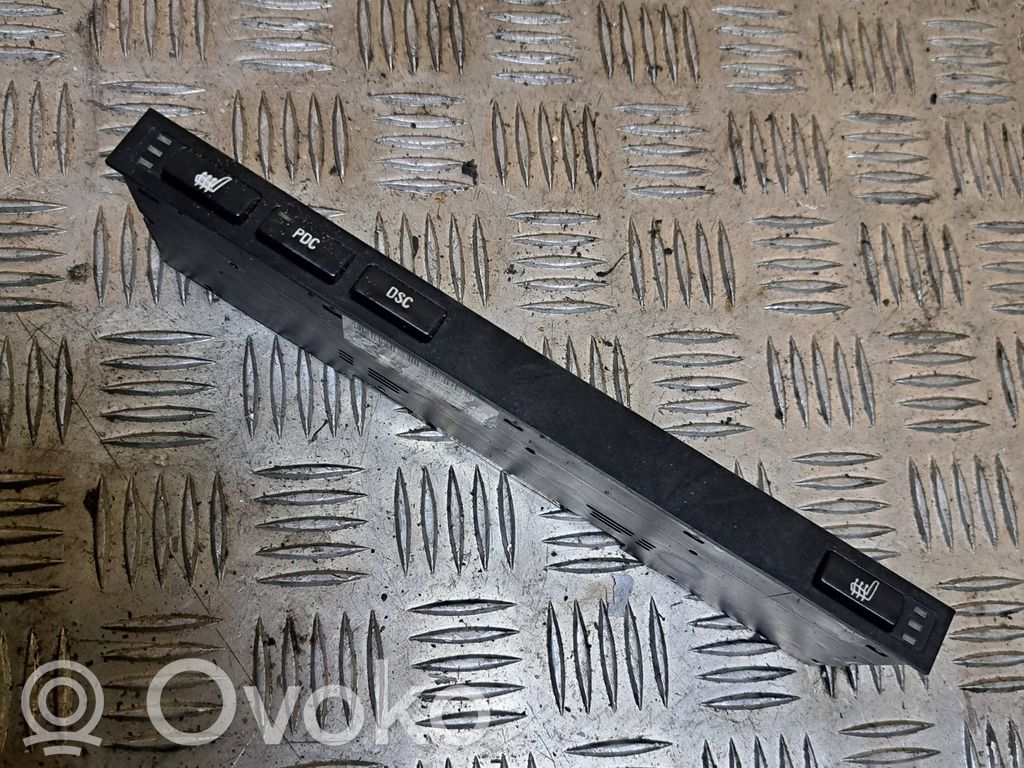 BMW 5 E39 Seat heating switch 