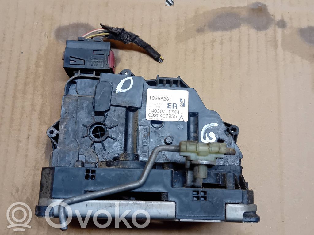 Opel Corsa D Galinių durų spyna 