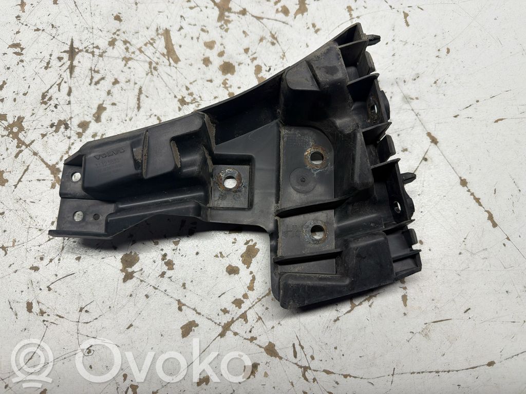 Volvo V60 Front bumper mounting bracket 
