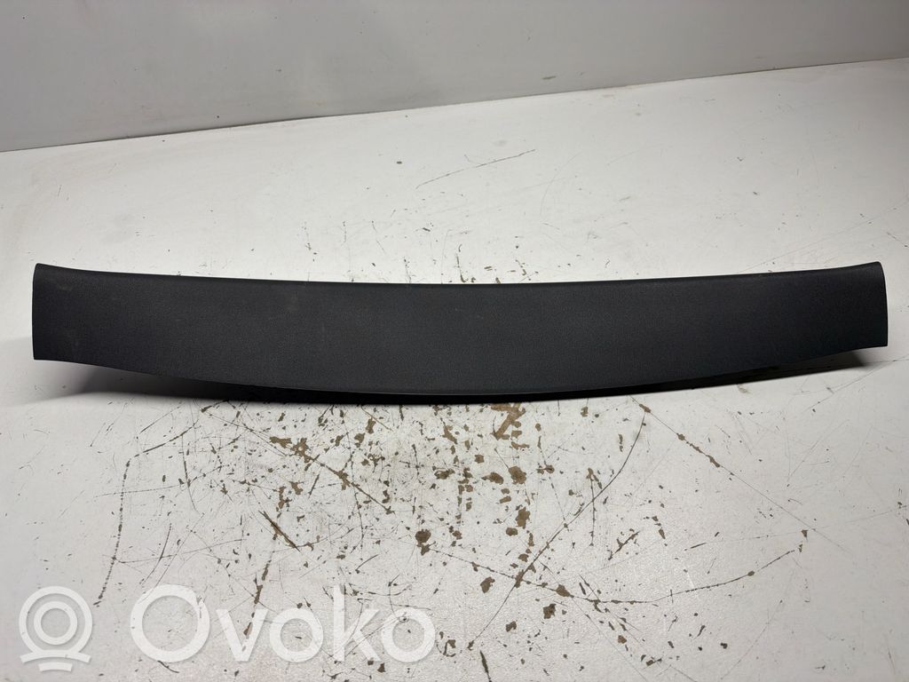 Volvo V60 Tailgate/trunk upper cover trim 