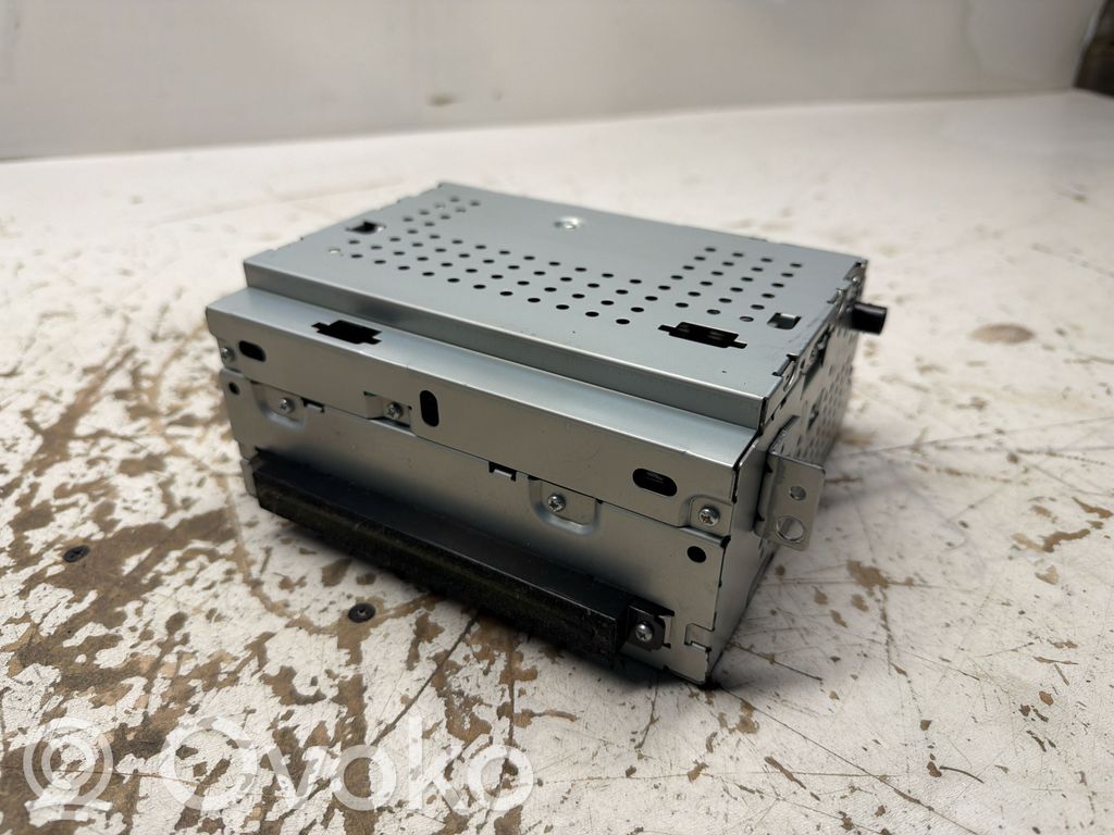 Volvo XC70 Unitate principală radio/CD/DVD/GPS 