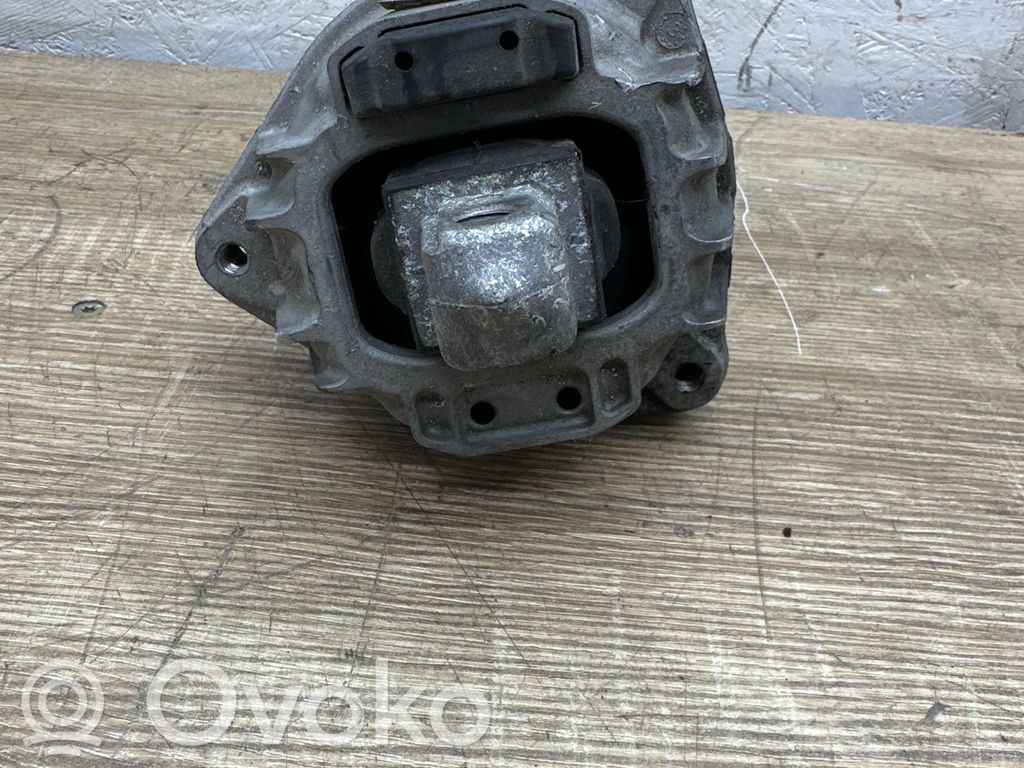 BMW 6 F06 Gran coupe Engine mount bracket 