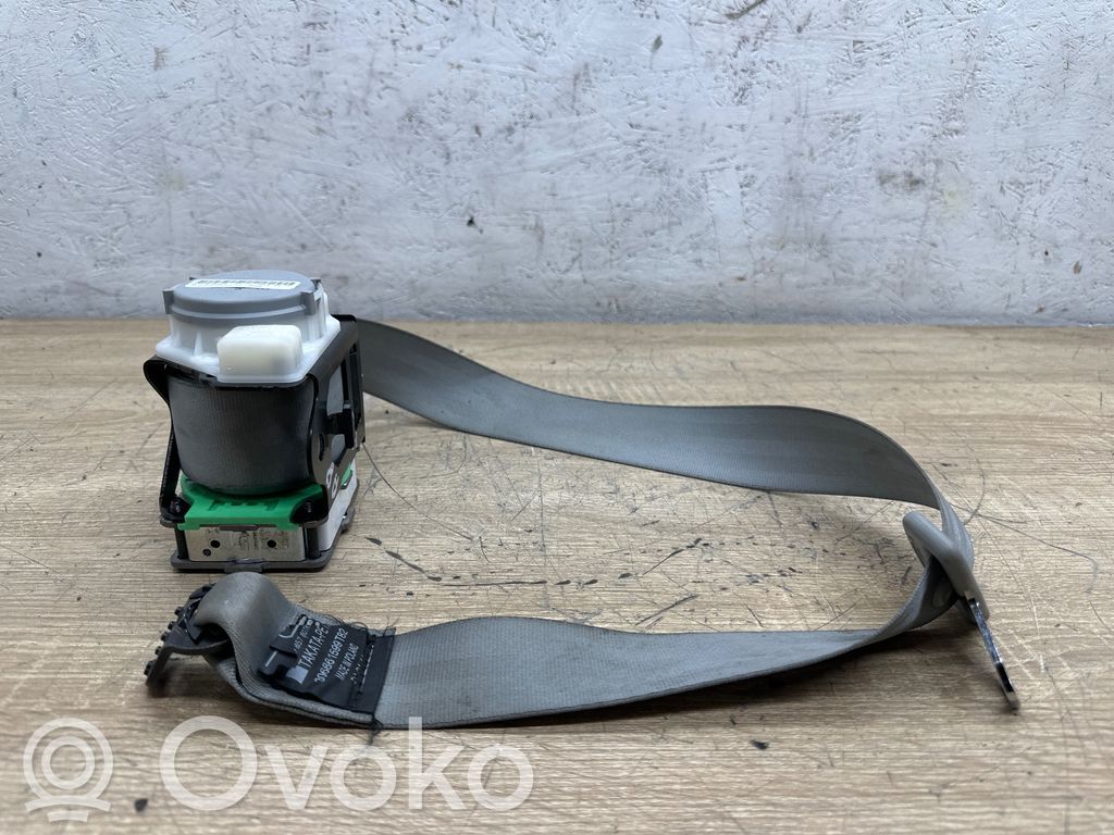 Audi A8 S8 D4 4H Cinturón trasero 