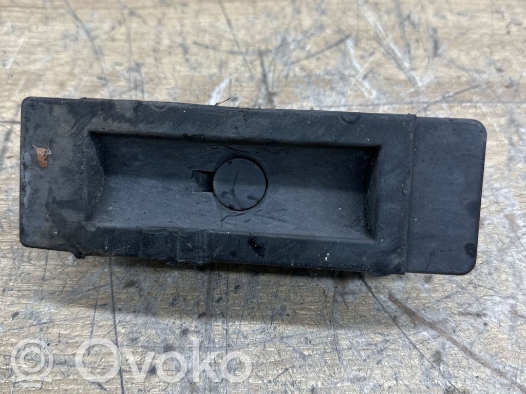 Jacking socket point   4G0802845,PA66GF30
