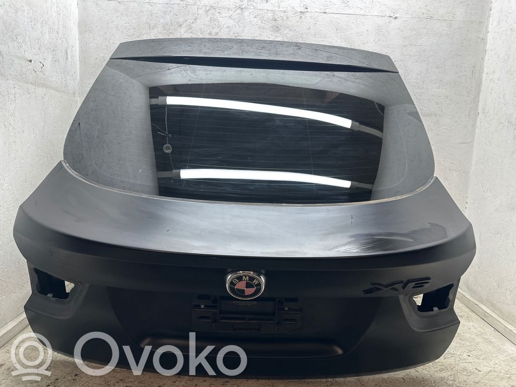 Tailgate/trunk/boot lid