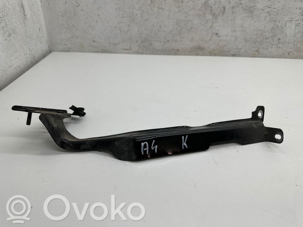 Audi A4 S4 B8 8K Supporto di montaggio del parafango 