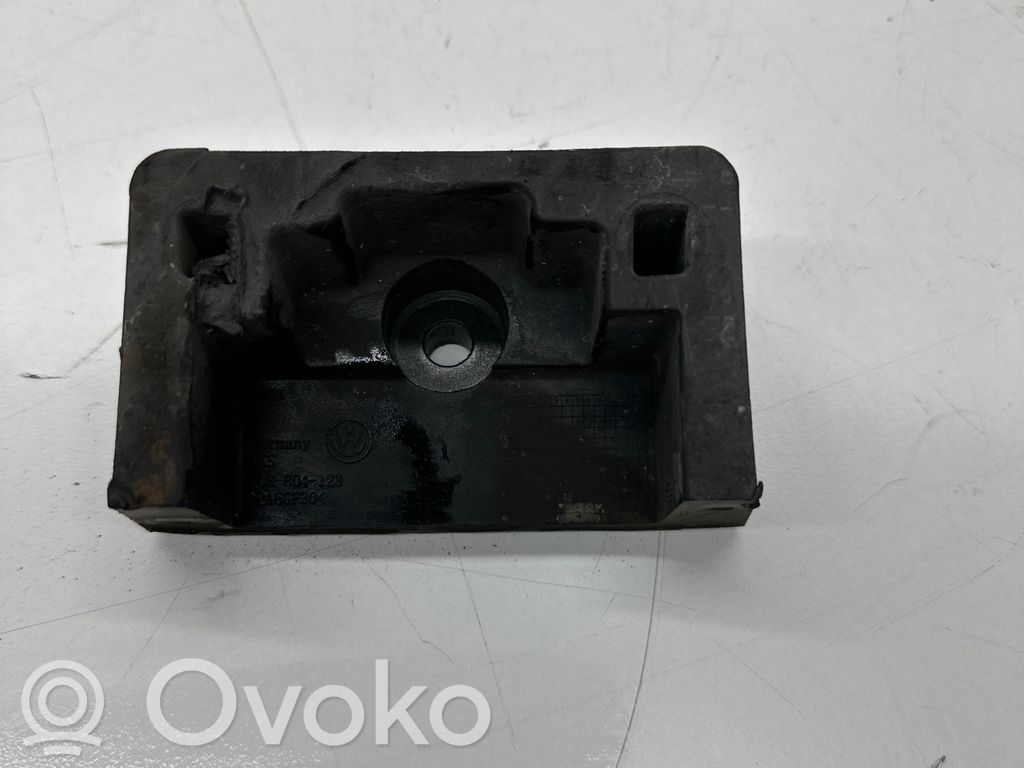 Jacking socket point   7L8804123