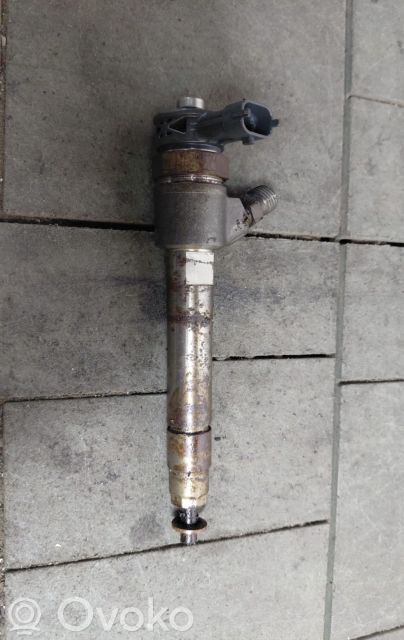 Inyector de combustible