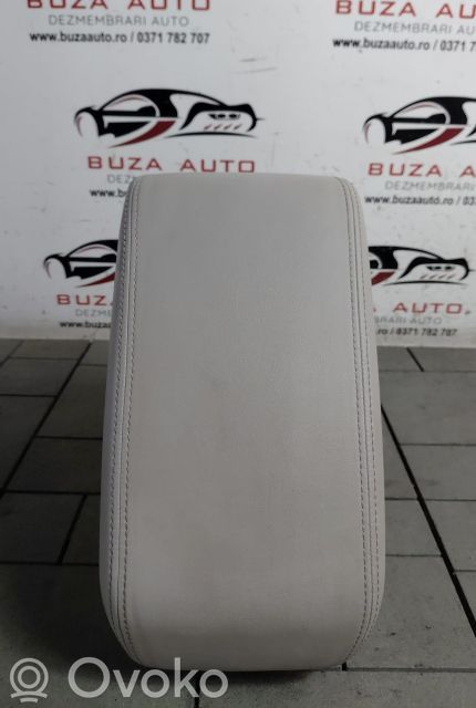 Armrest   9283174