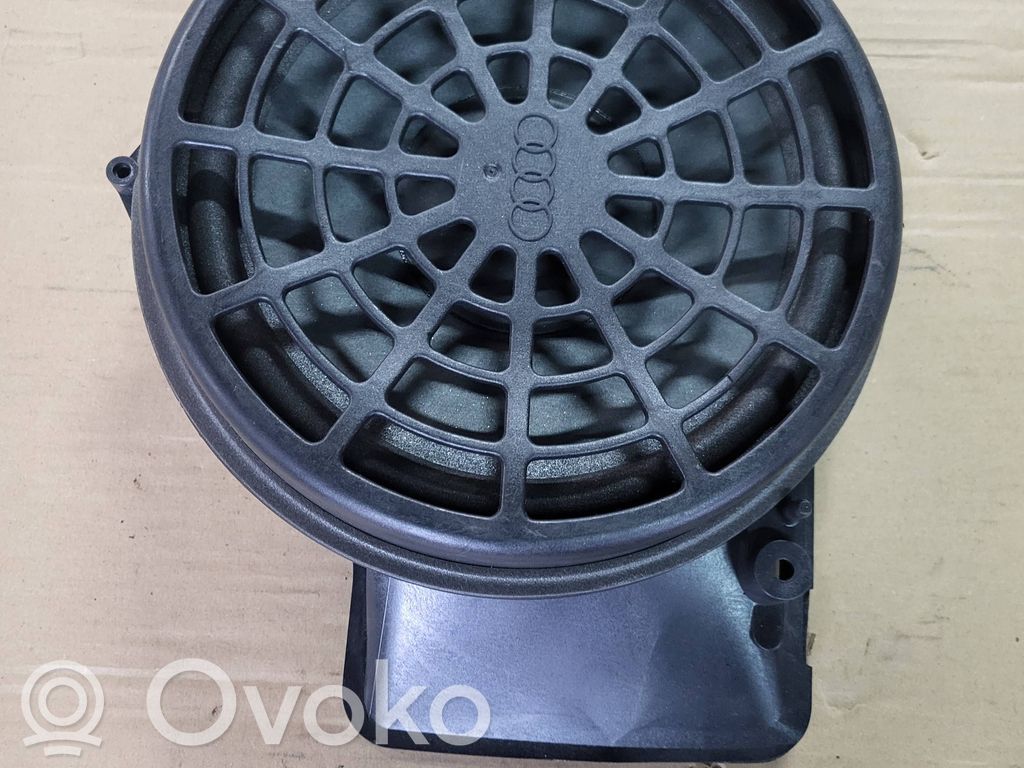 Audi A5 8T 8F Altavoz subwoofer 
