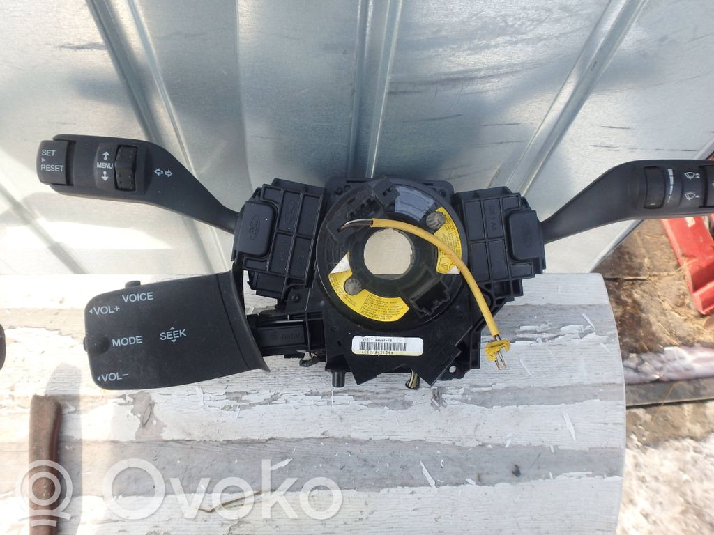 Commodo, commande essuie-glace/phare   4M5714A664AB