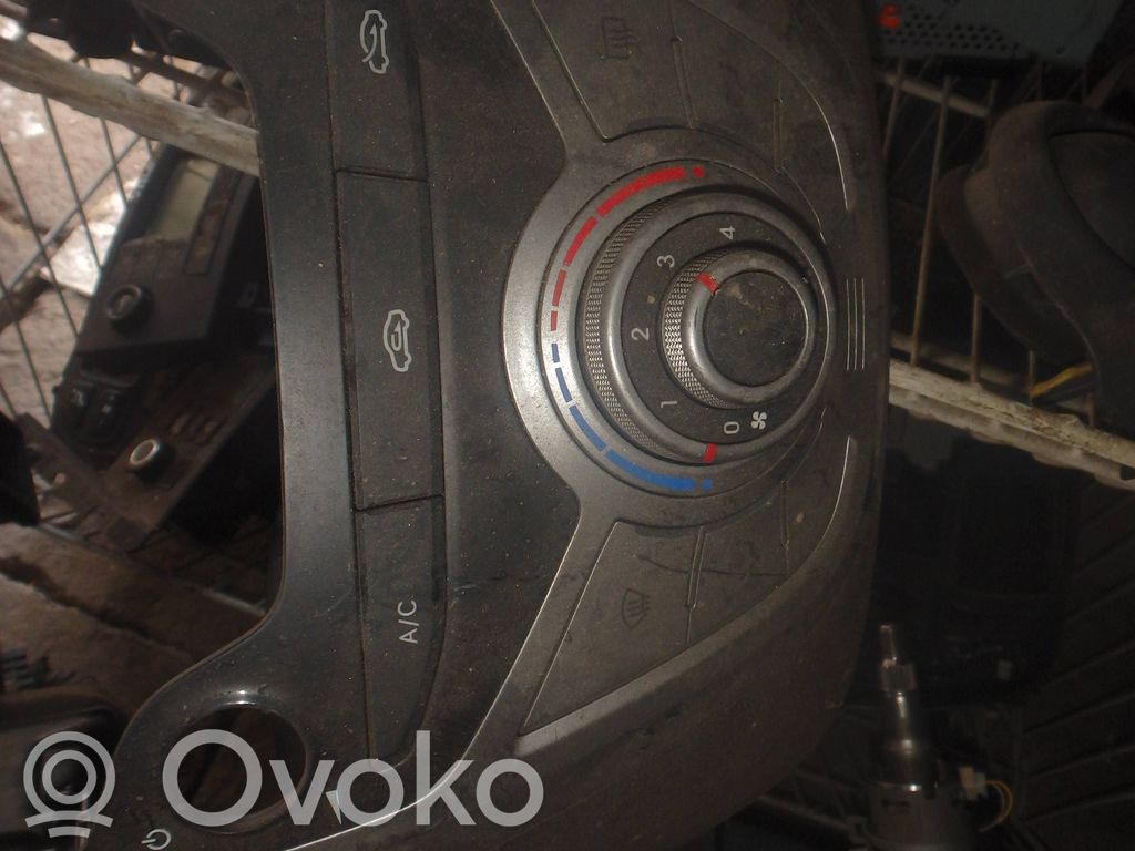Hyundai ix20 Climate control unit 