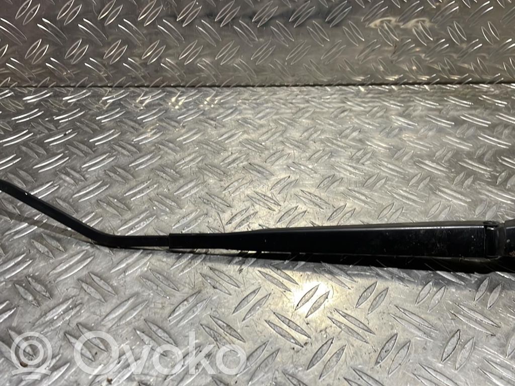 Citroen C2 Brazo del limpiaparabrisas delantero 