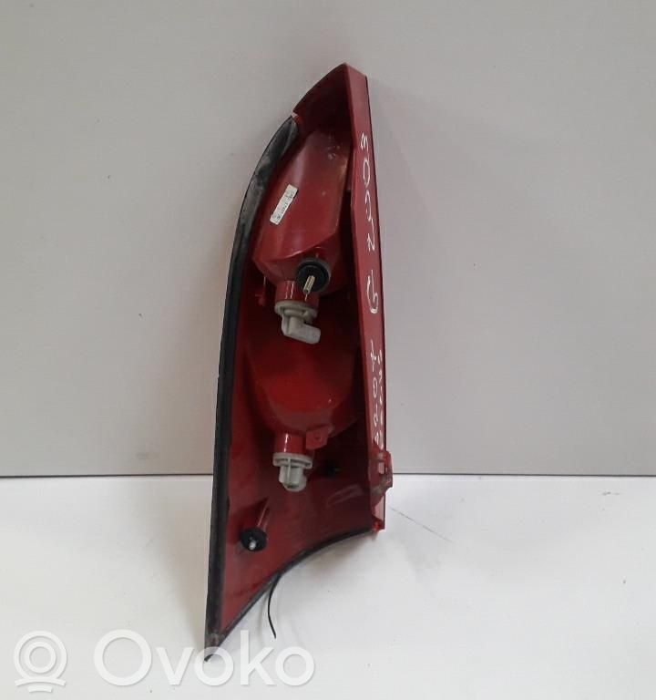 Rear/tail lights   1214226