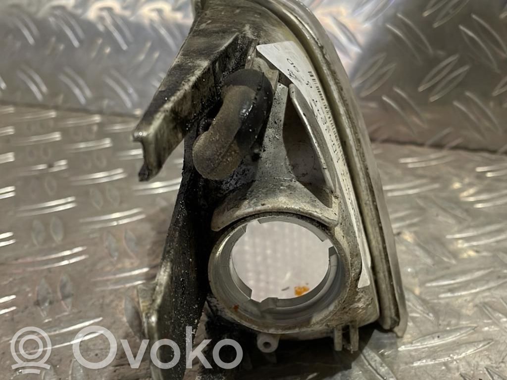 Front fender indicator light   630355