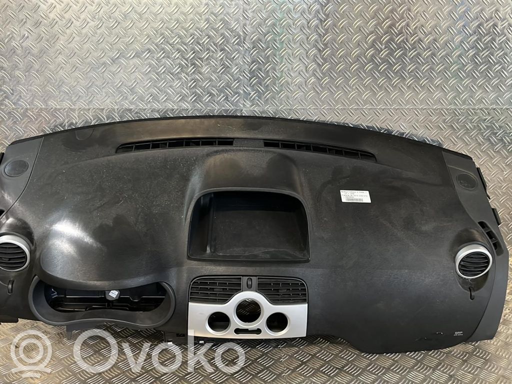 Renault Kangoo II Panelė 