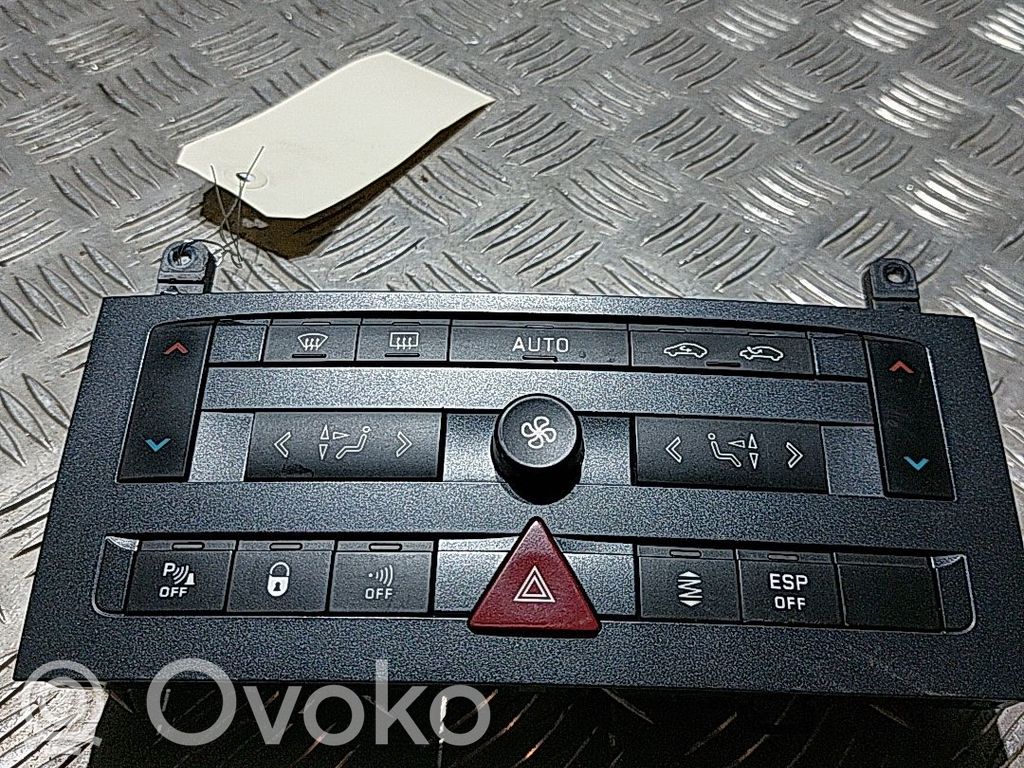 Peugeot 407 Climate control unit 