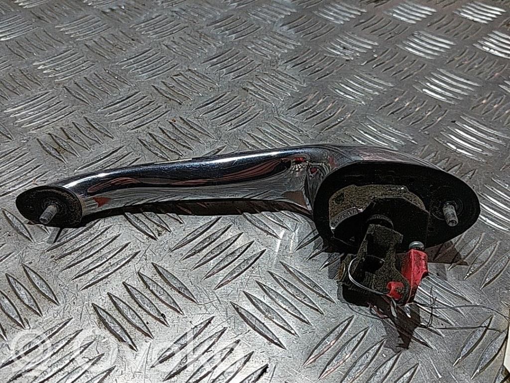 Manecilla externa puerta trasera   04724914AE