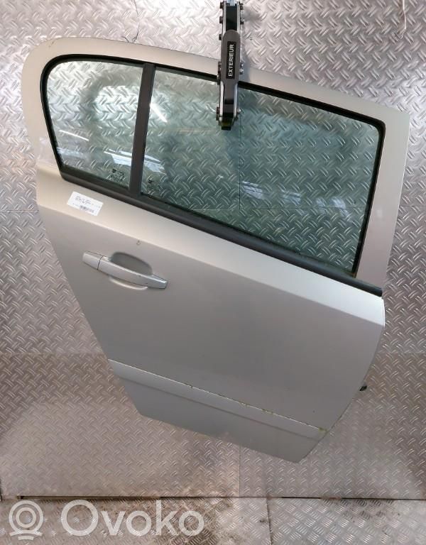 Puerta trasera   94710107