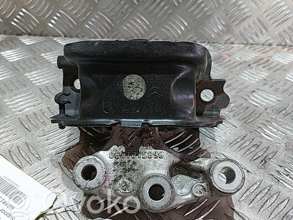 Citroen DS3 Engine mount bracket 