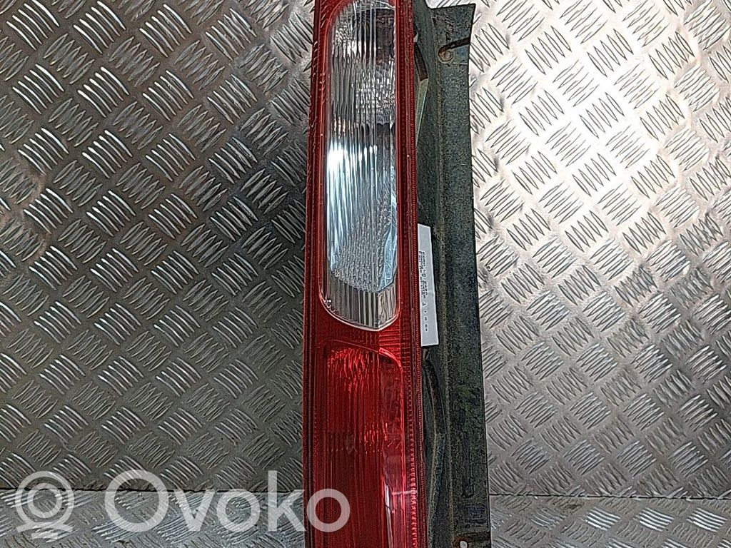 Rear/tail lights   1420451