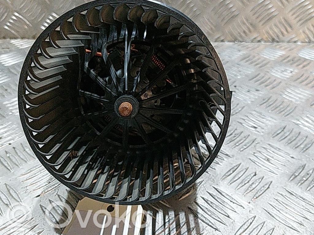 Citroen C3 Pečiuko ventiliatorius/ putikas 