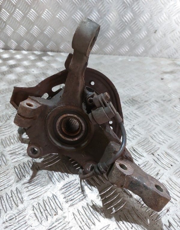 Opel Corsa C Achsschenkel vorne 
