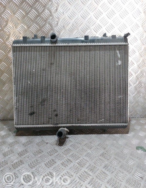 Peugeot 308 Coolant radiator 