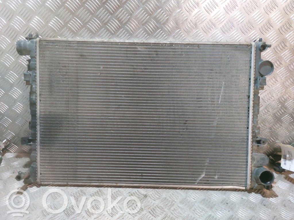 Dzesēšanas šķidruma radiators   1330E3