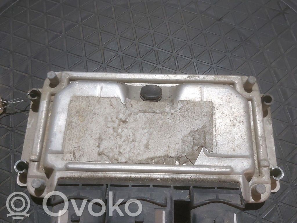 Peugeot 206 CC Engine control unit/module 
