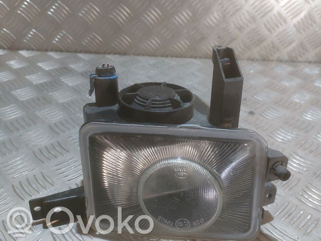Opel Corsa C Etusumuvalo 