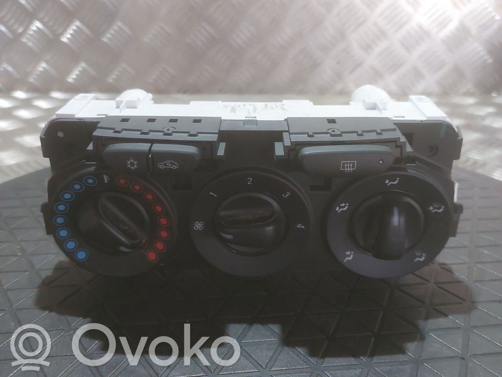 Climate control unit   39021463