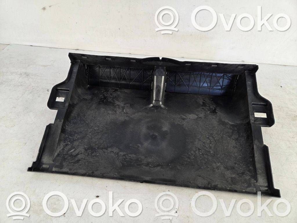 Guía de aire del intercooler   198248900D,1974887,1982489,197488700C,198248900D,25288000682