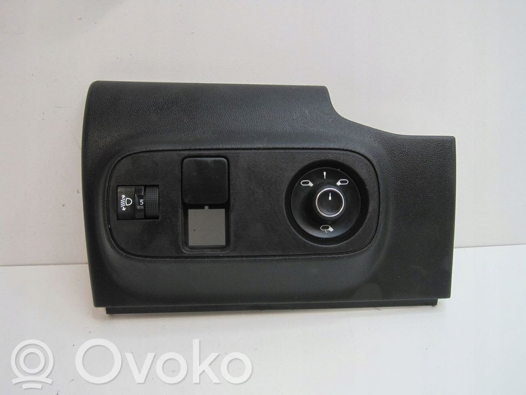 Citroen C3 Central console control unit 