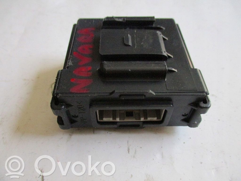 Nissan Navara Kit sistema audio 