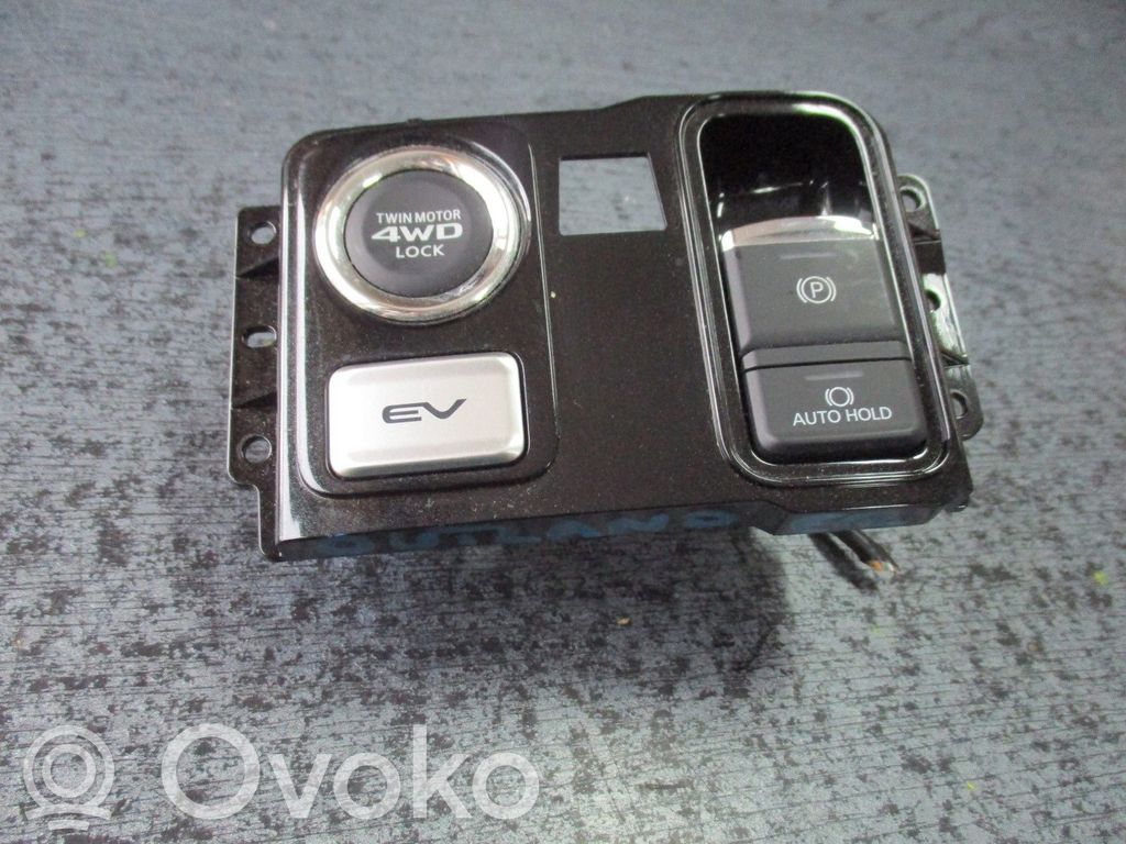 Mitsubishi Eclipse (D21A/D22A/D27A) Kit del sistema de audio 
