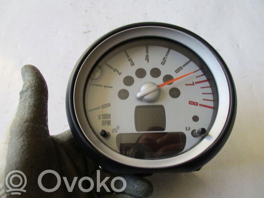 Mini Cooper Speedometer (instrument cluster) 