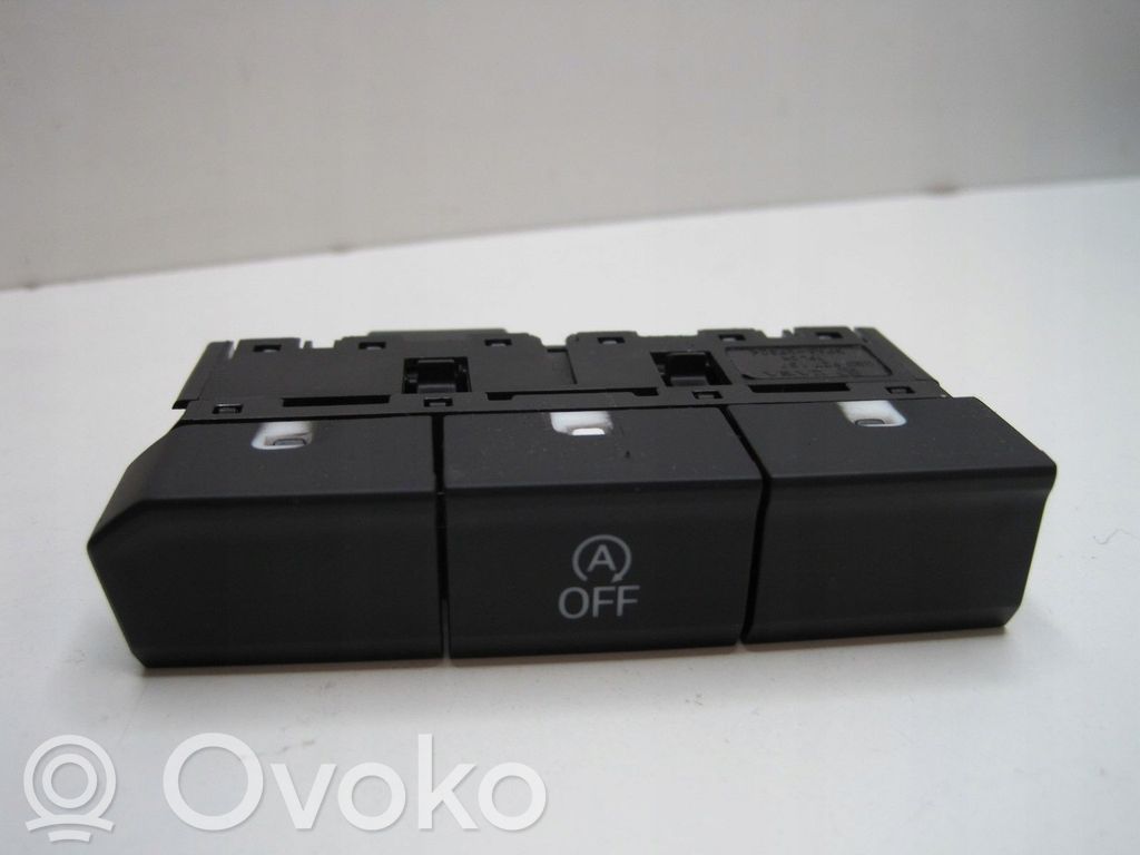 Skoda Rapid (120G, 130G, 135G) Unidad de control de la consola central 