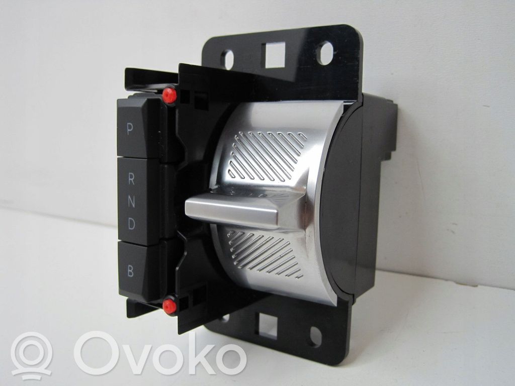 Peugeot Partner III Central console control unit 