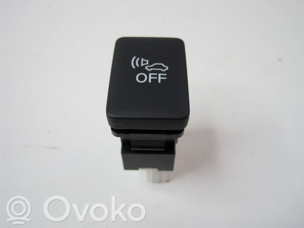 Mitsubishi Outlander Central console control unit 