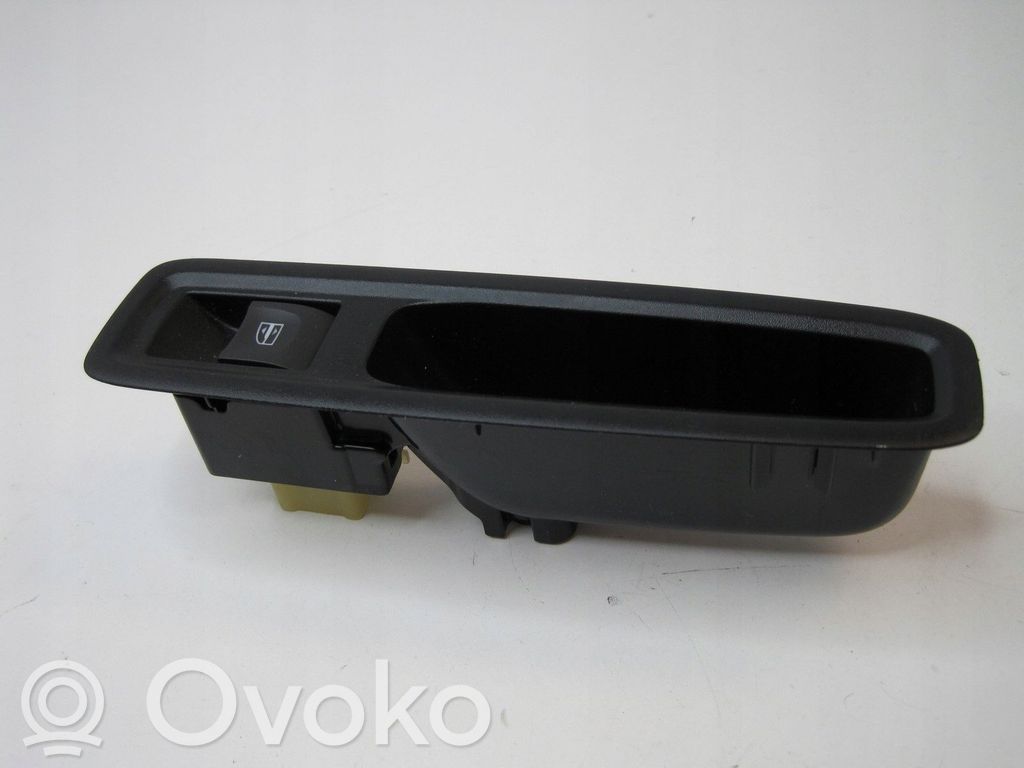 Dacia Sandero III Central console control unit 