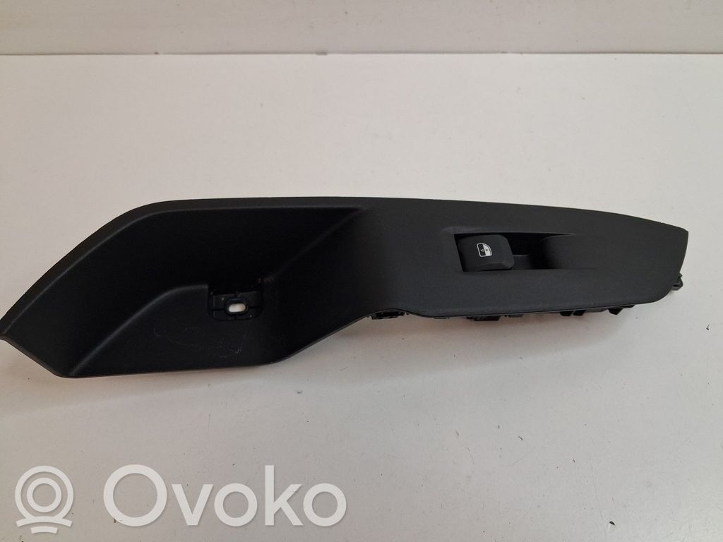 Jeep Grand Cherokee (WJ) Central console control unit 