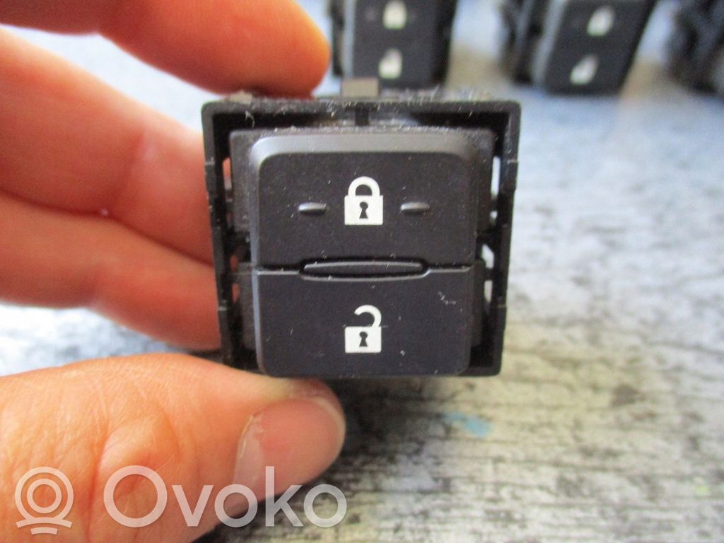 Lexus NX Central console control unit 